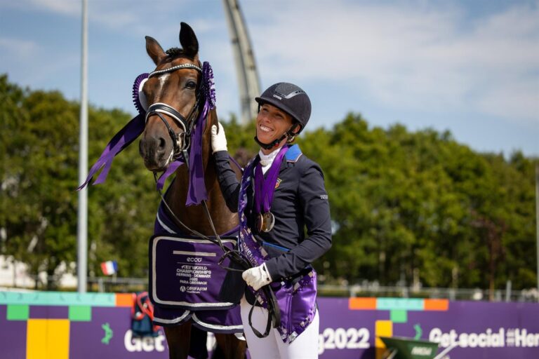 29957254712888401949847271324761938661149450n_large